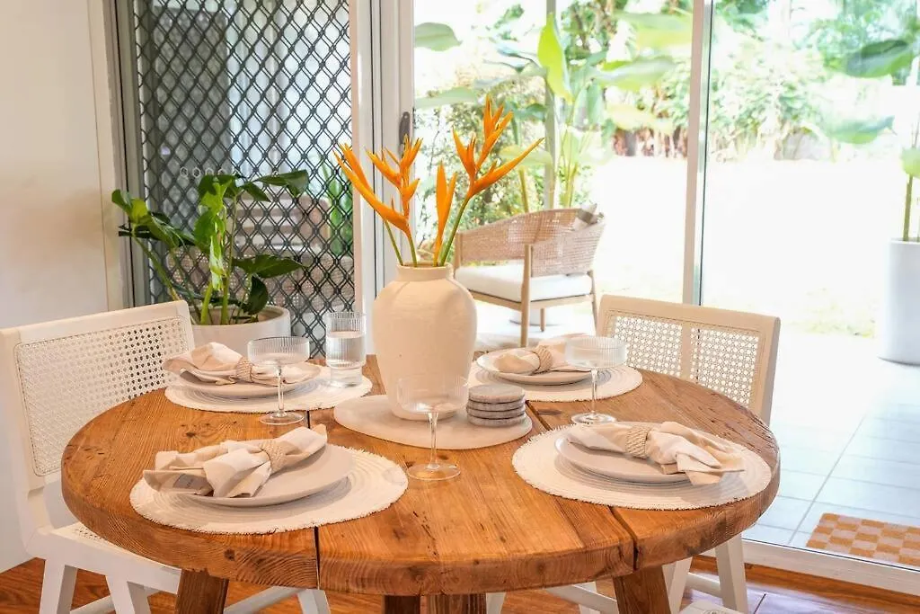 Four Palms, 8 Min Walk To Beach- Pet Friendly トリニティービーチ