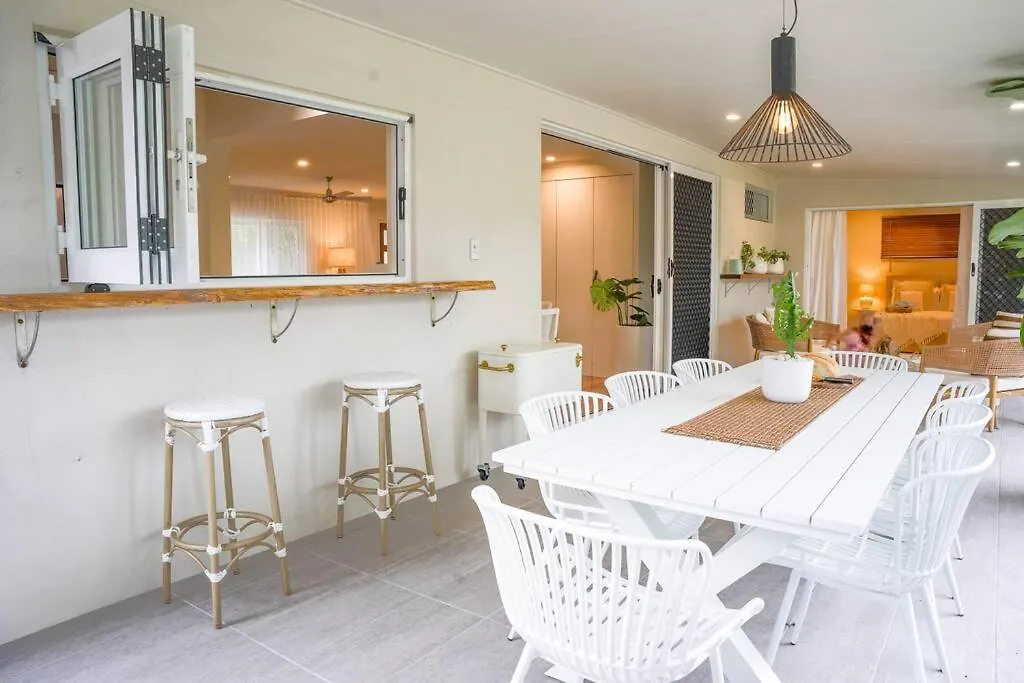 Four Palms, 8 Min Walk To Beach- Pet Friendly Trinity Beach 0*,