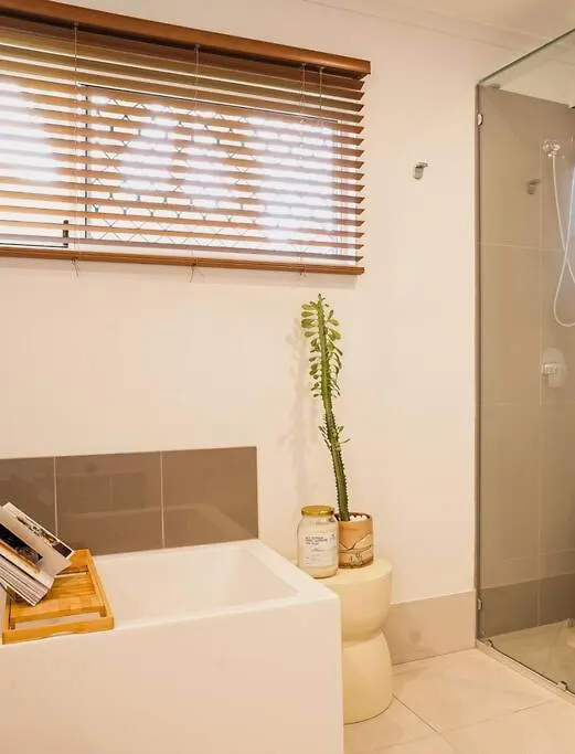 Holiday home Four Palms, 8 Min Walk To Beach- Pet Friendly Trinity Beach