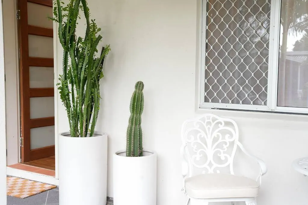 Four Palms, 8 Min Walk To Beach- Pet Friendly Trinity Beach 0*,  Australia